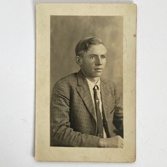 RPPC 1913 Portrait Young Man Light Eyes Suit Tie ARTURA Divided Back Postcard - Picture 2 of 5